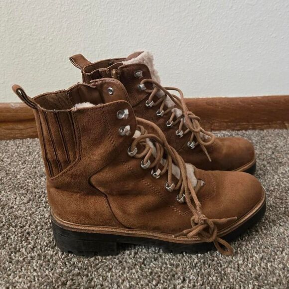 Women's Nine West Suede Faux Fur Sherpa Ankle Length Lace Up Boots 7 - Picture 3 of 8
